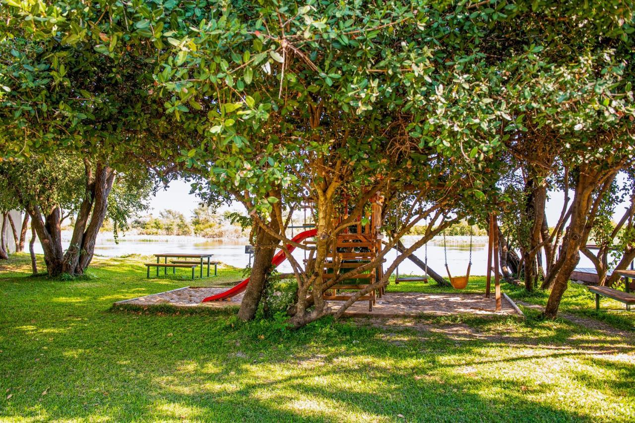 Zambezi Mubala Campsite Katima Mulilo Eksteriør bilde